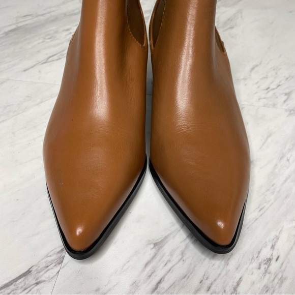 New! Blondo Emelia Chelsea Brown Leather Bootie 6.5 - Picture 9 of 14